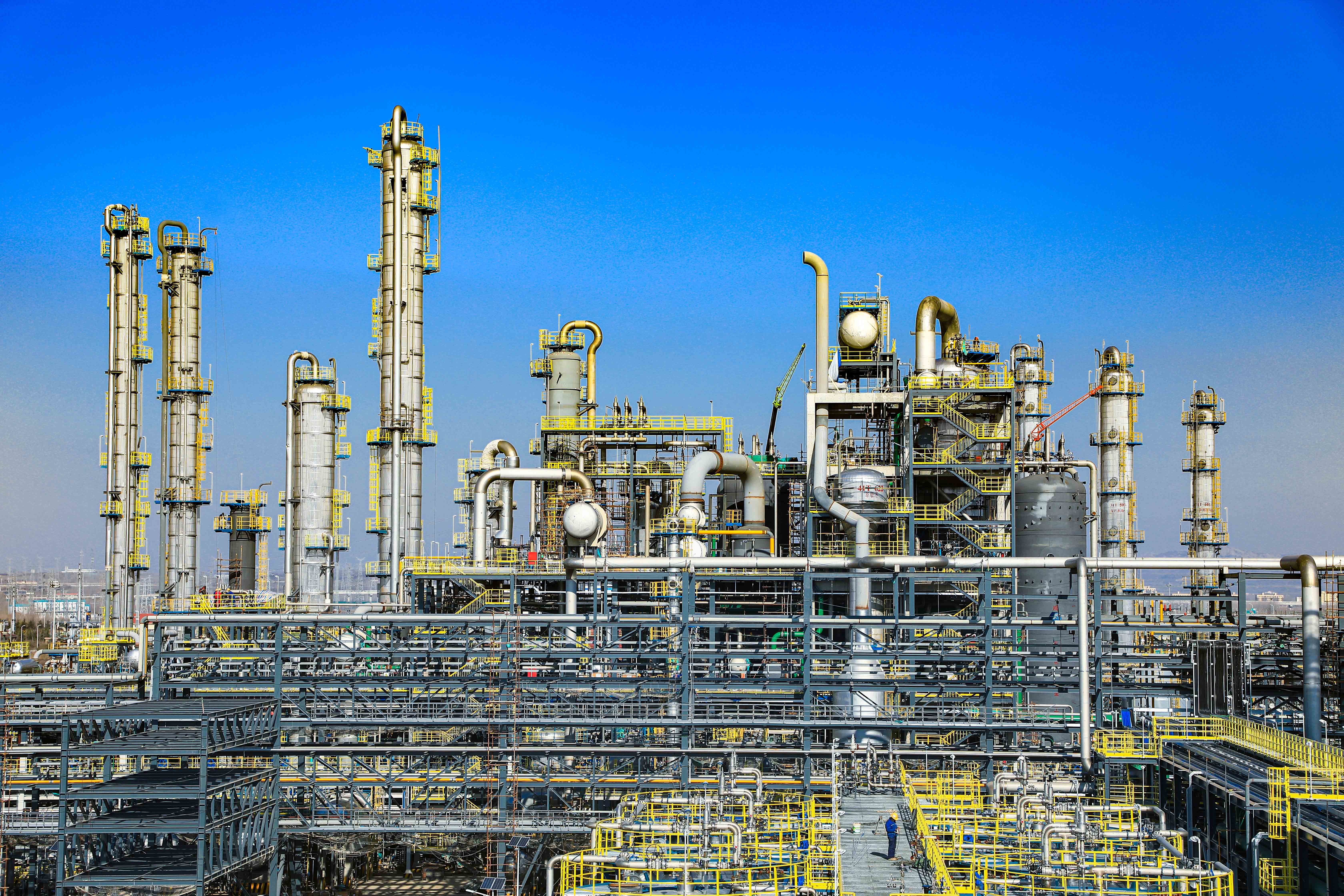 海灣化學入(ru)選“創建世界一(yi)流專精特新示(shi)範企業”名單